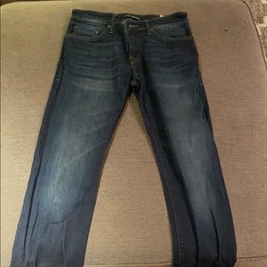Men’s jeans only worn a few times